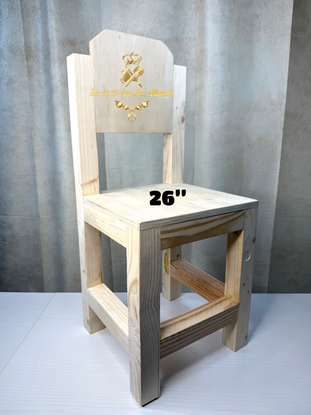 Sillas de madera para Muñecos