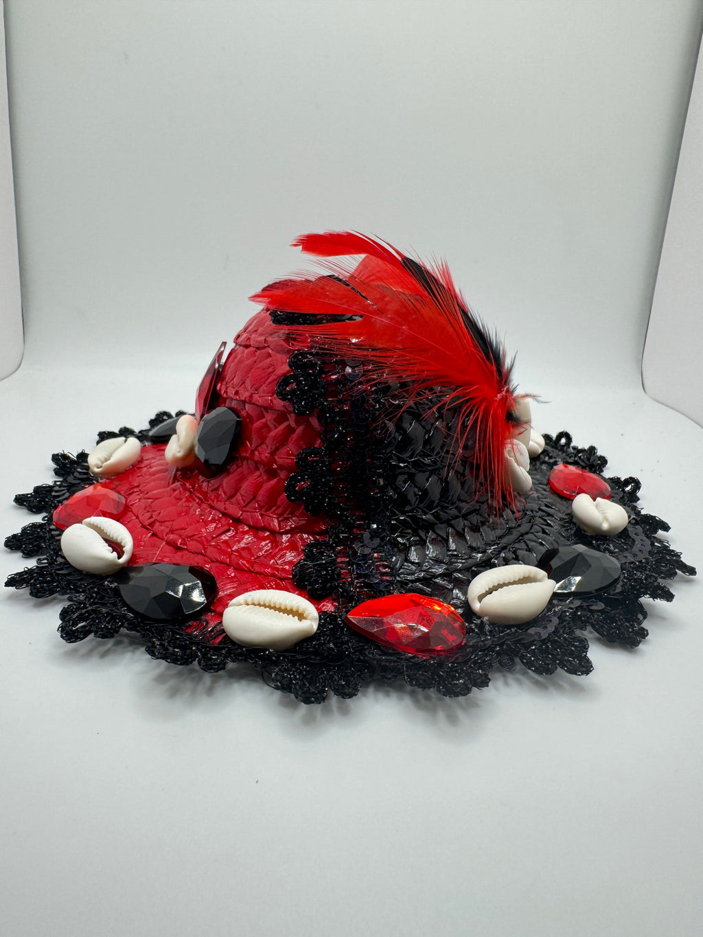 Sombrero para Eleggua.